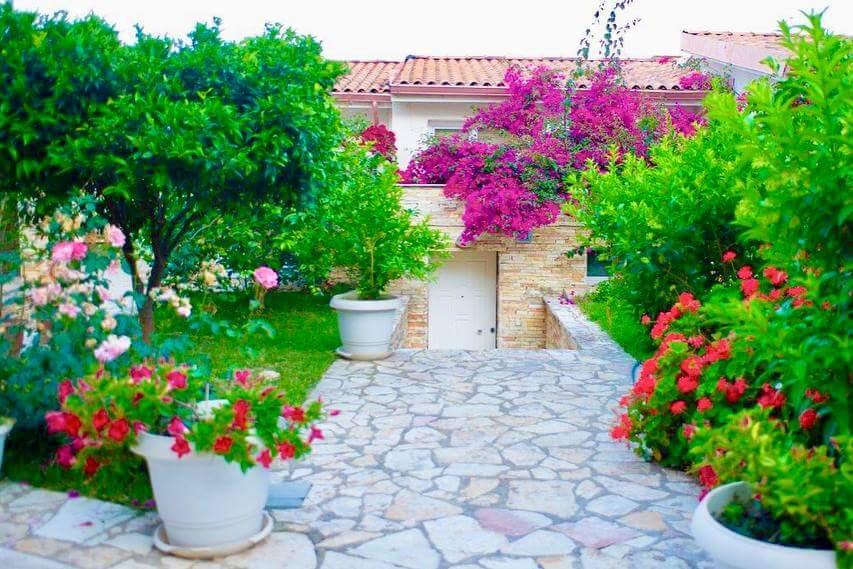 Bougainvill Sunset Villa Sarande Exterior photo
