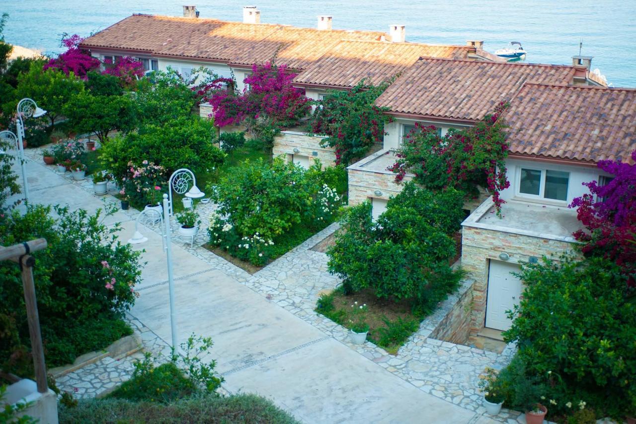 Bougainvill Sunset Villa Sarande Exterior photo