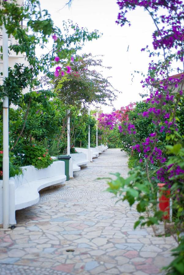 Bougainvill Sunset Villa Sarande Exterior photo